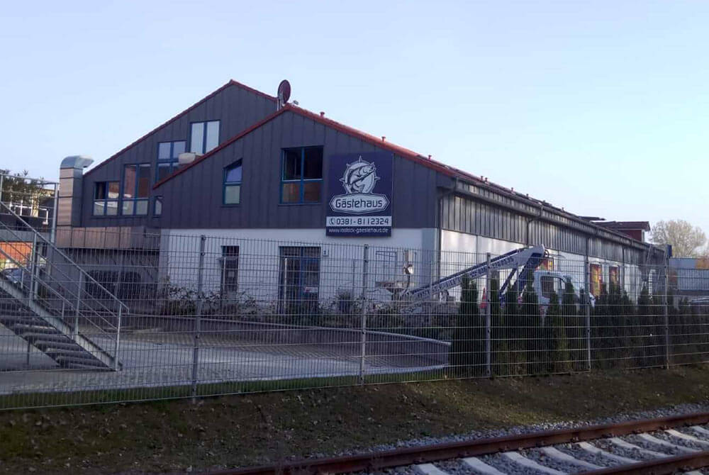Blue Doors Hostels in der Rostocker KTV und der Altstadt