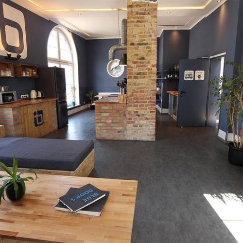 Blue Doors Hostel KTV Rostock