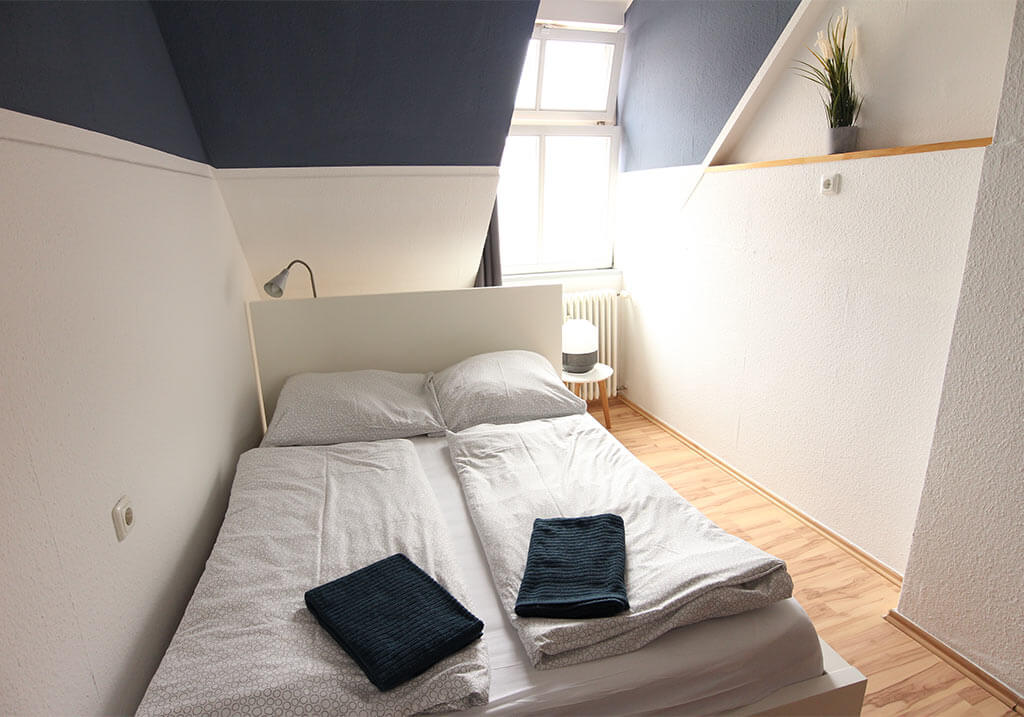 Blue Doors Hostel Altstadt ☀ Doppelzimmer mit Gemeinschaftsbad