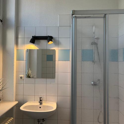 2 Bettzimmer Gemeinschafsbad03